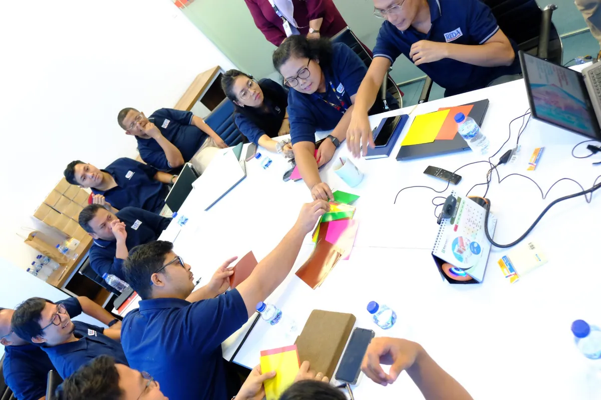 Peserta pelatihan dan workshop The Builder